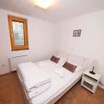 6 Bedroom Beautiful In * Zara